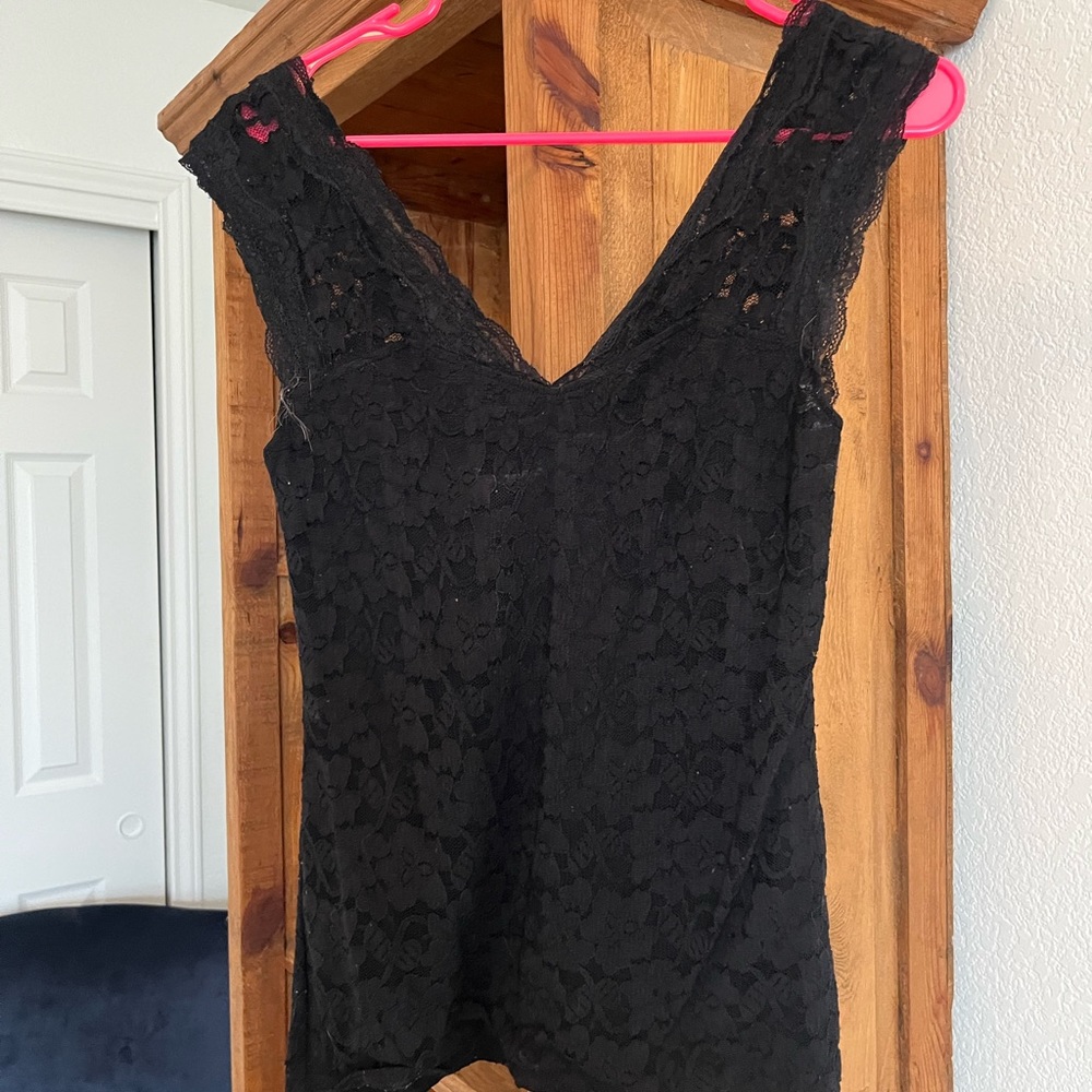 Black lace Express top